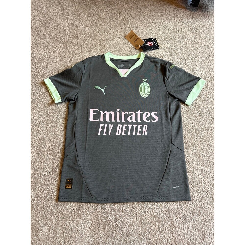 AC Milan Youth NWT Puma Soccer Jersey Size Large